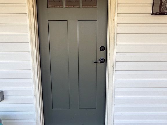 2nd image of 55 Spinnaker Ln