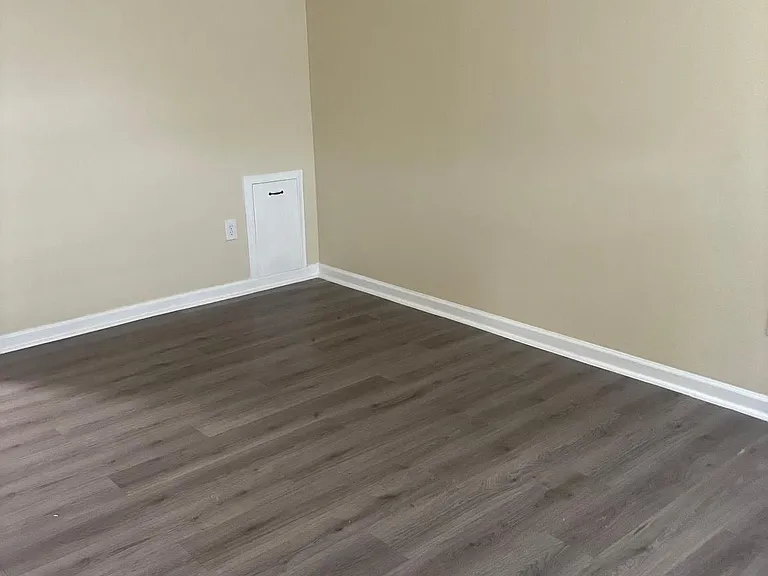 7721 Bender Rd — Photo 20