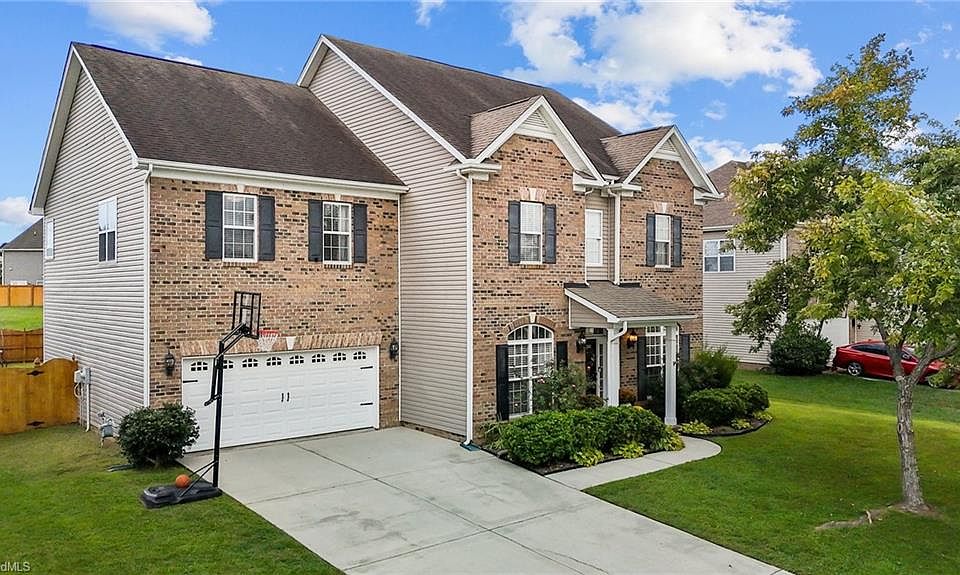 1st image of 308 Cape Fear Way