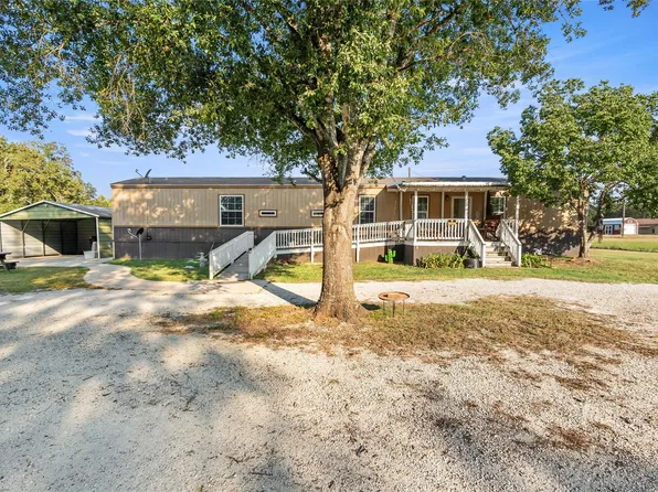 5426 Highway 90, Madisonville, TX 77864