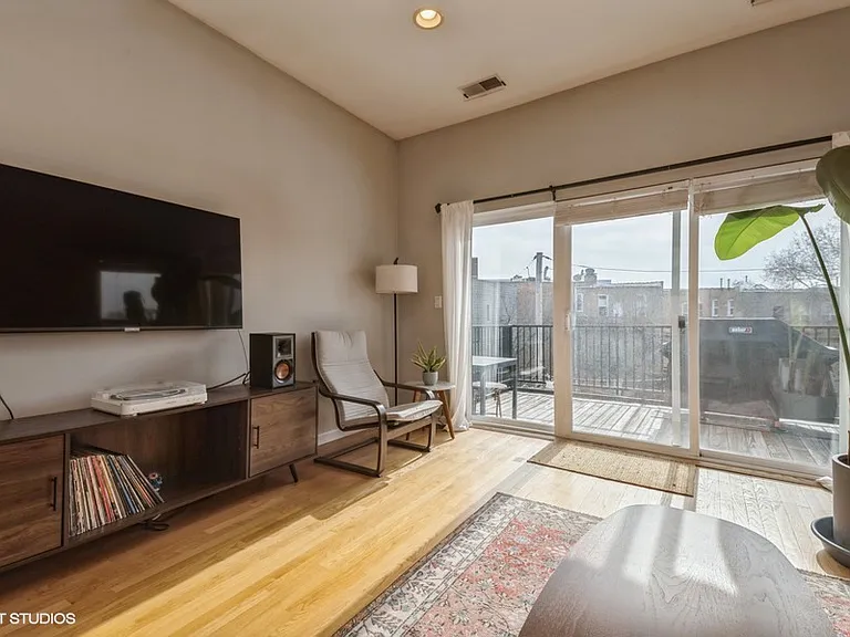 2120 N Point St #3 — Photo 3