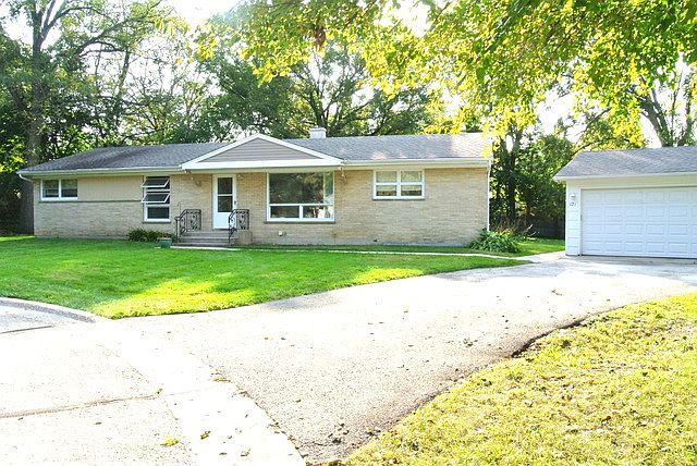 1st image of 121 Kenloch Ave