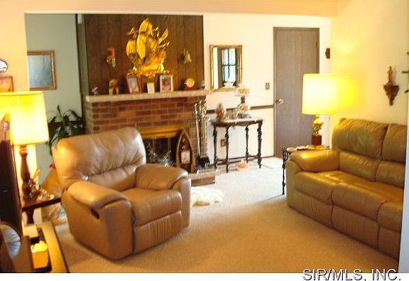 2nd image of 113 Kendall Dr