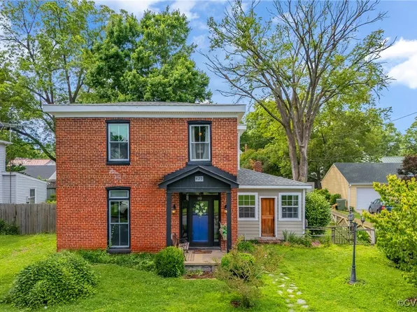 429 4th St, West Point, VA 23181