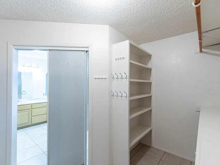 2250 Rim Rock Rd — Photo 33