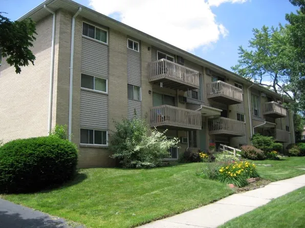 3110 Ellen Ave, Lansing, MI 48910