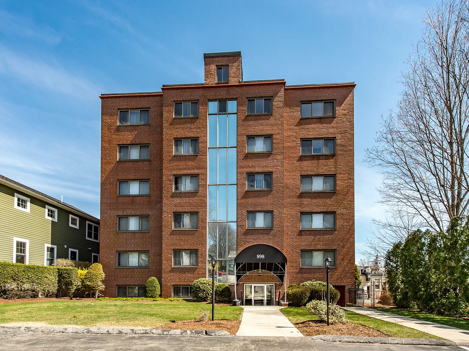 898 Mass Ave Apartments — Photo 4