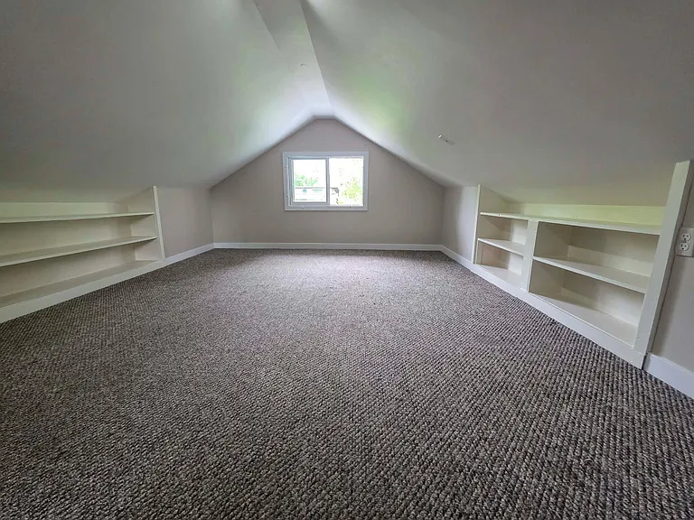 510 W Bebb St — Photo 7
