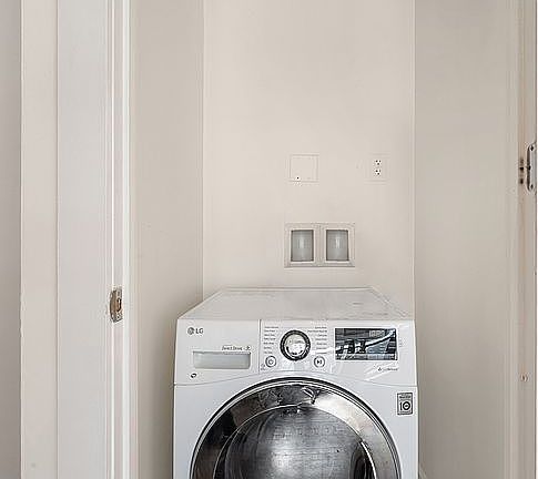 4th image of 659 Bergen St #1A