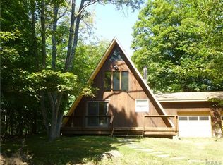 41 Hedges Rd, Warwick, NY 10990