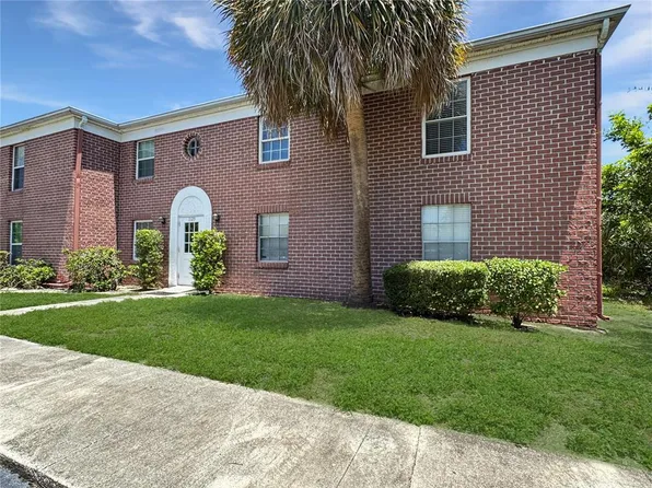 1125 83rd Ave N APT D, Saint Petersburg, FL 33702