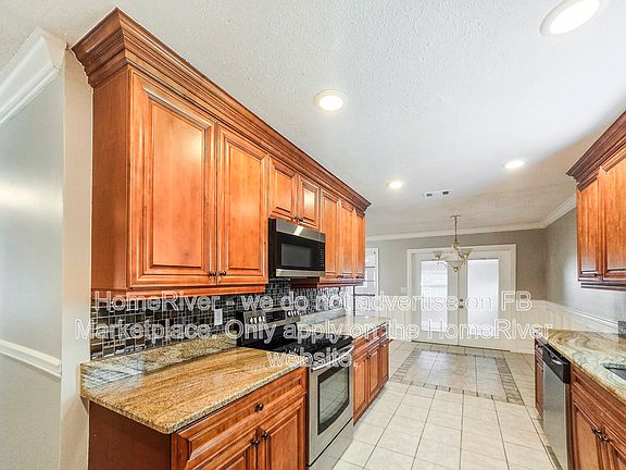 4th image of 2055 Warrior Ave SE