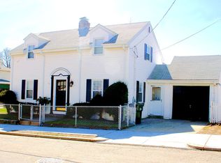 33 Cactus St, Providence, RI 02905