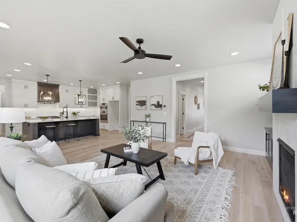 1326 N Big Star Pl, Eagle, ID 83616
