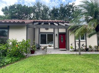 10468 Montpelier Cir, Orlando, FL 32821