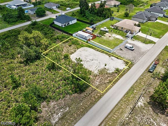3rd image of 2612 25th St SW