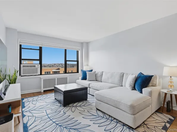 325 Main Street #6H, White Plains, NY 10601