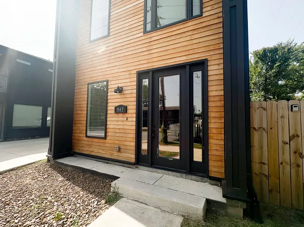 933 W Holly St, Fayetteville, AR 72703