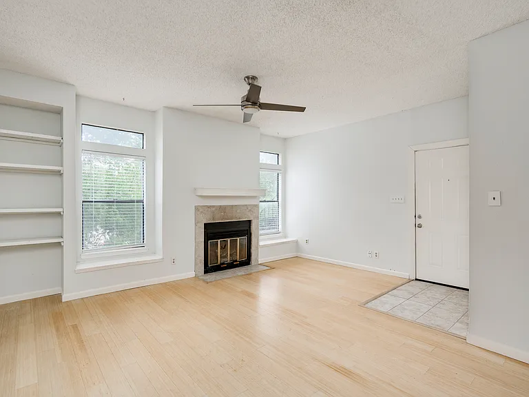 5304 Indio Cv #A — Photo 14