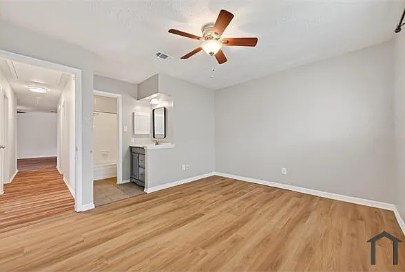 11611 Bonaparte Dr — Photo 30