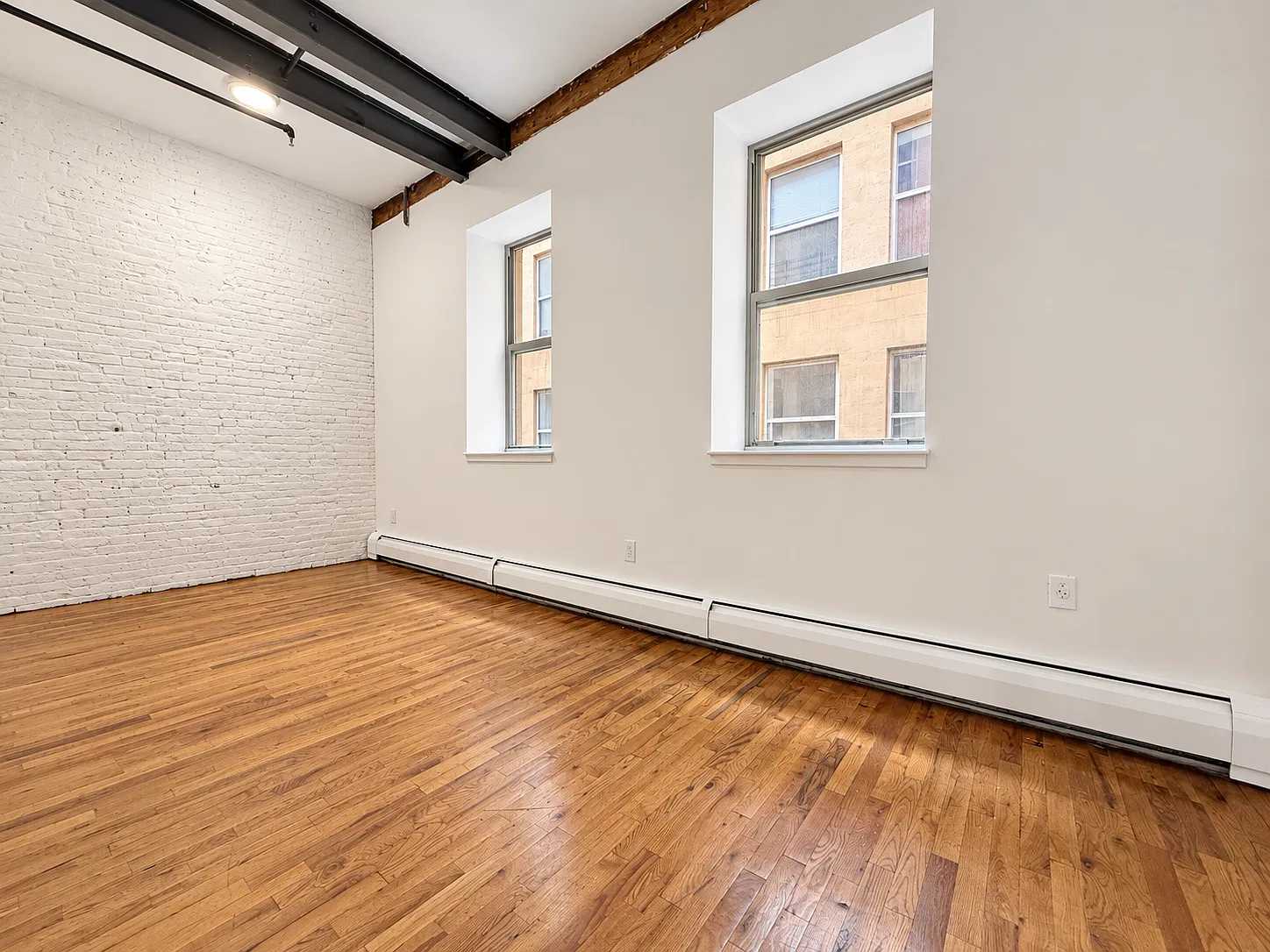 275 Park Ave — Photo 4