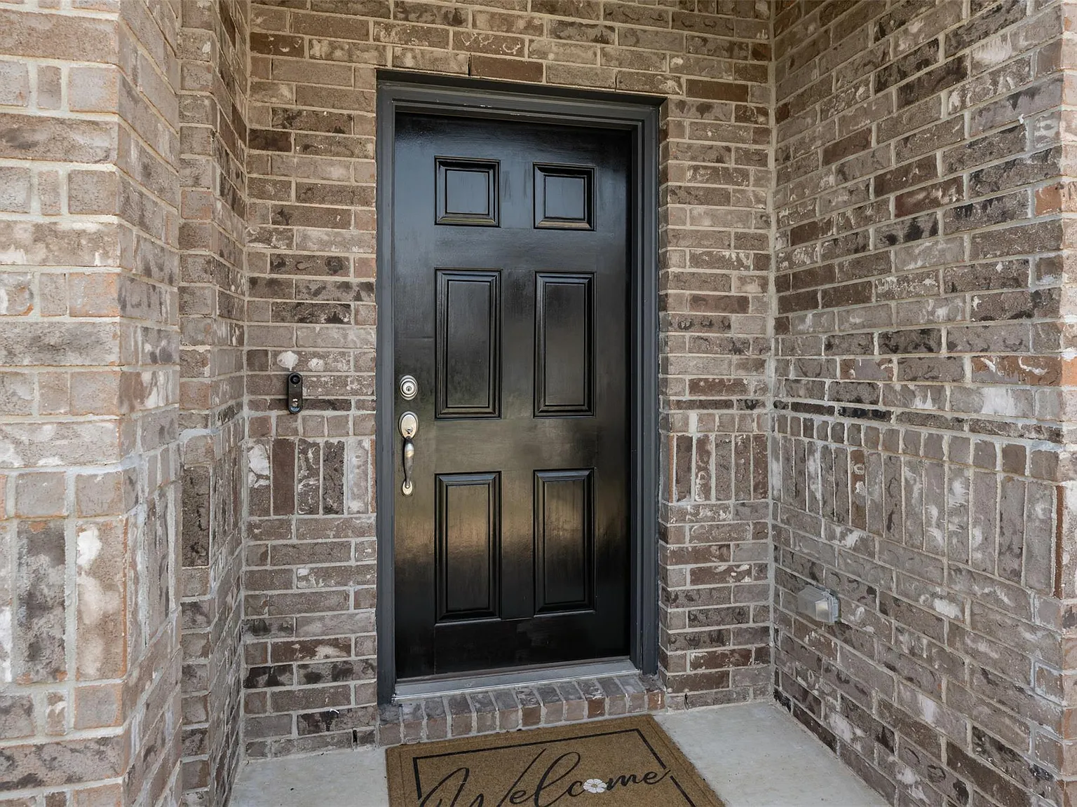 4 bed, 2.5 bath, 2758 sqft, $3,150 — Photo 4