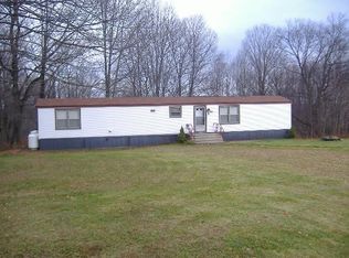 98 Leonard Rd, Pleasant Mount, PA 18453