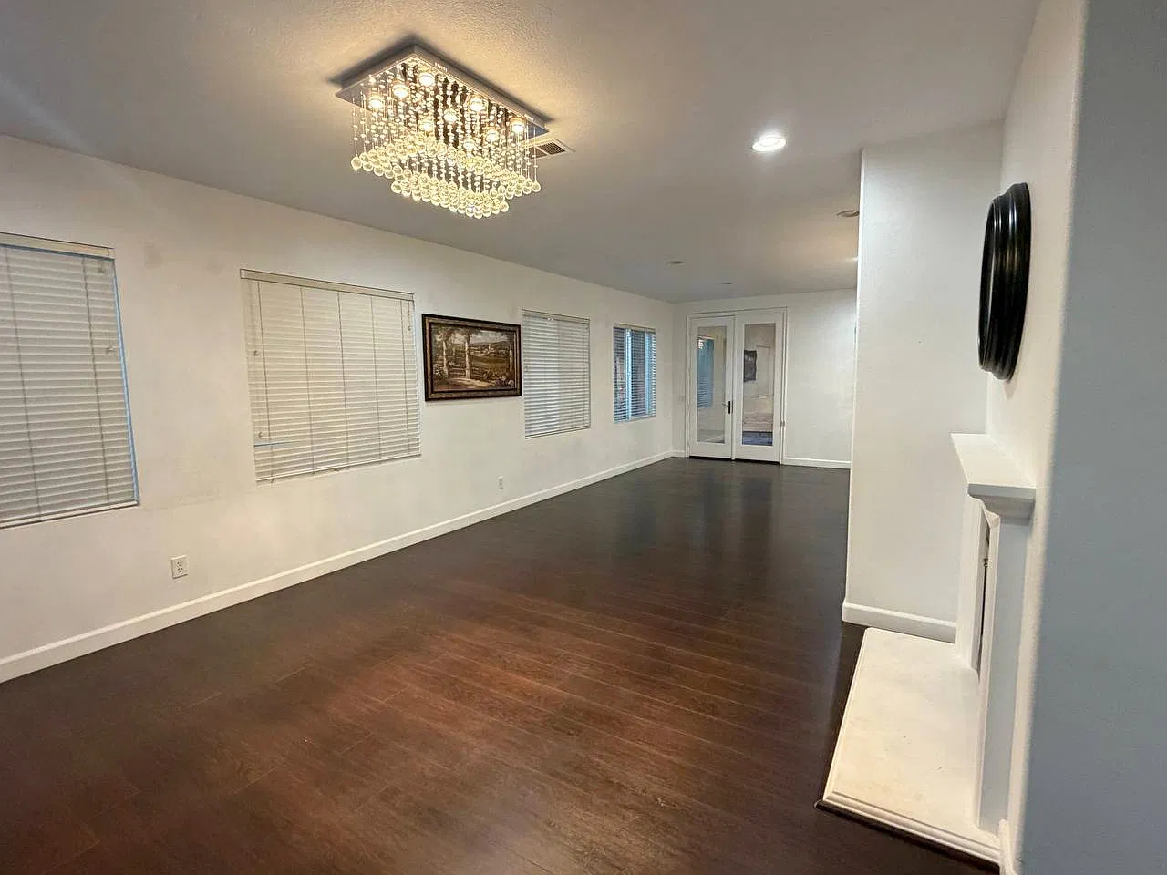5 bed, 3065 sqft, $4,500 — Photo 3