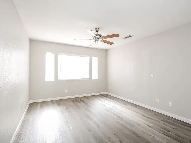 3440 Yorkminster St — Photo 10