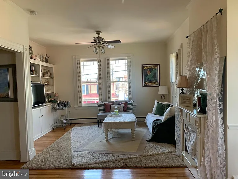 256 Radcliffe St — Photo 12