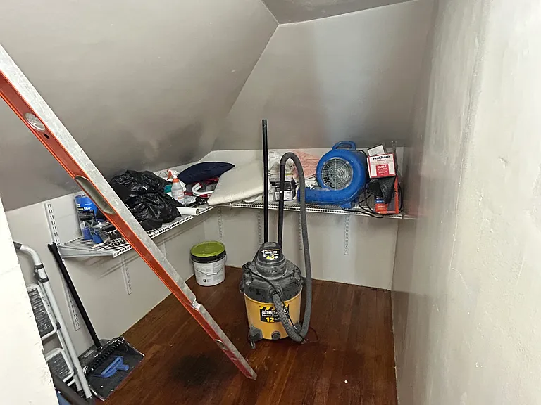 6 Laurel St #3 — Photo 5