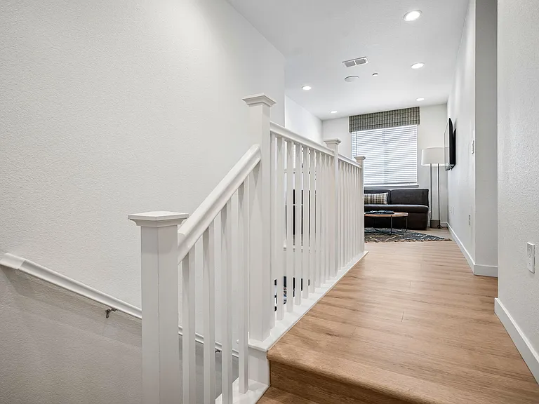 Echo Paired Homes — Photo 12
