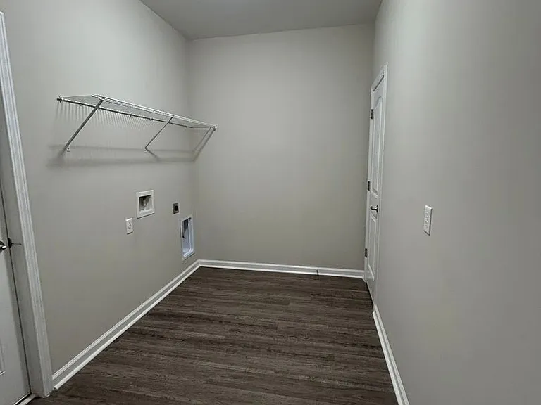 223 Sonoma Dr — Photo 7