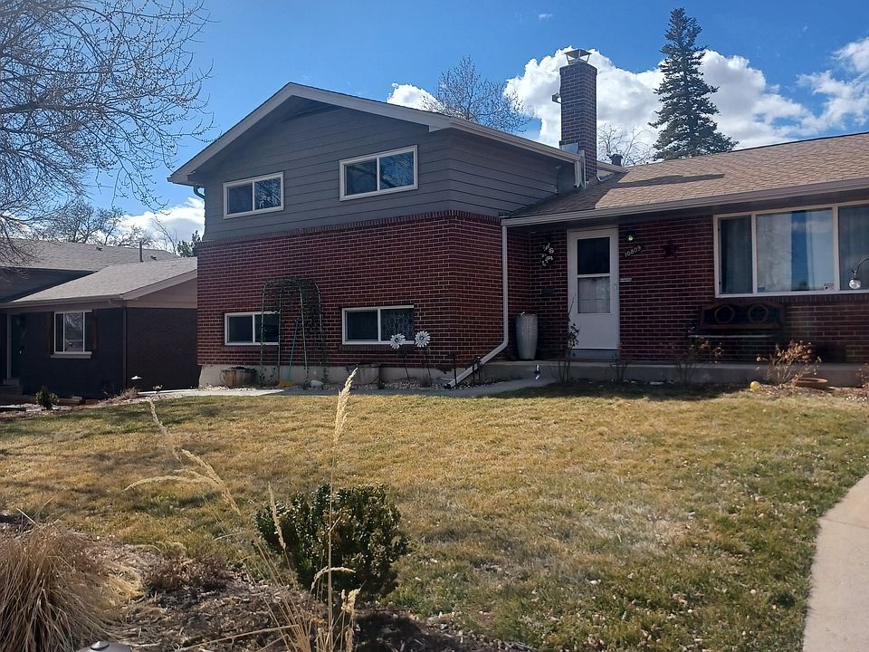 1st image of 10809 Roseanna Dr