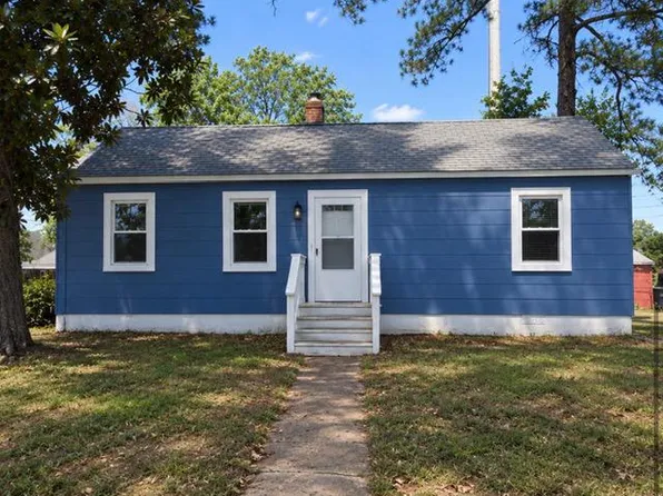 2715 Berry Rd, Richmond, VA 23234