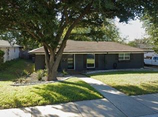 1607 Malibu Dr, Carrollton, TX 75006