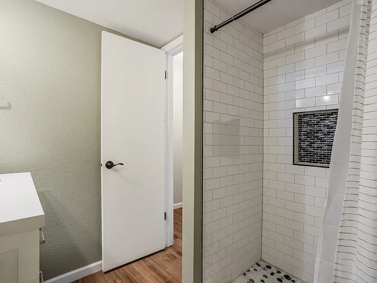777 Saturn Dr #312 — Photo 16