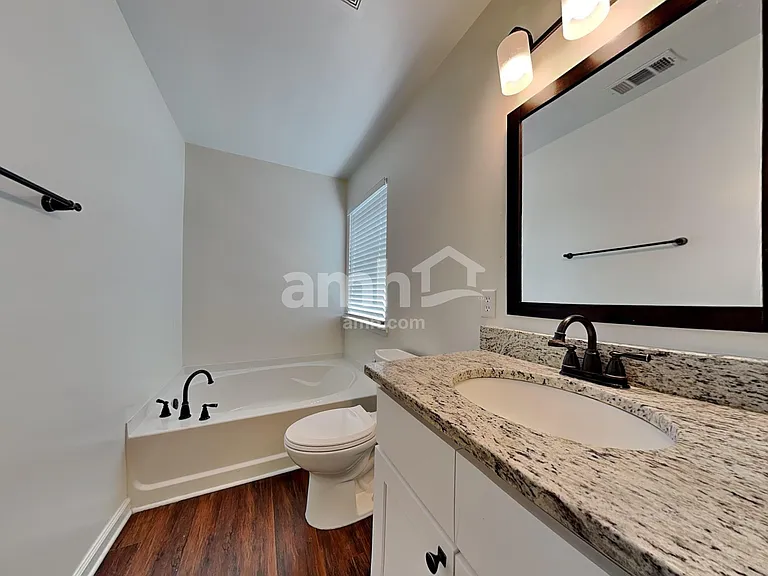 625 Summer Hill Way — Photo 11