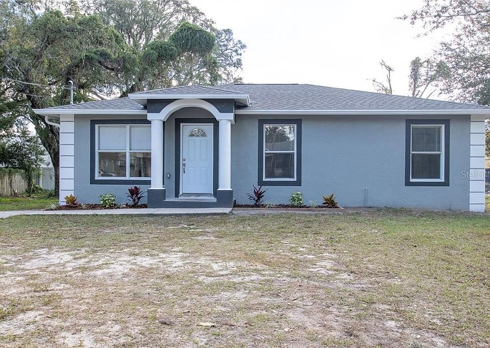 1st image of 3013 E Comanche Ave