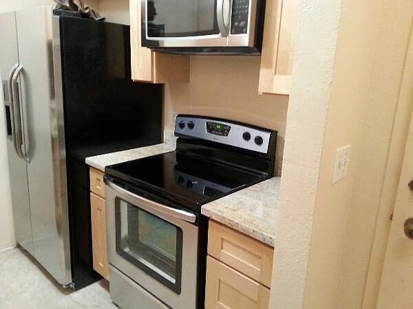 2nd image of 391 Mandarin Dr APT 210