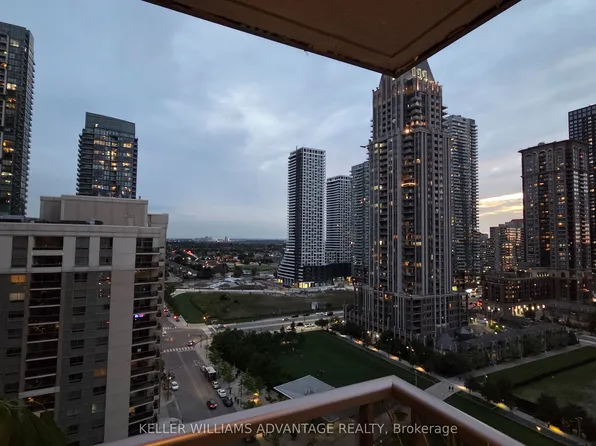 4090 Living Arts Dr, Mississauga, ON