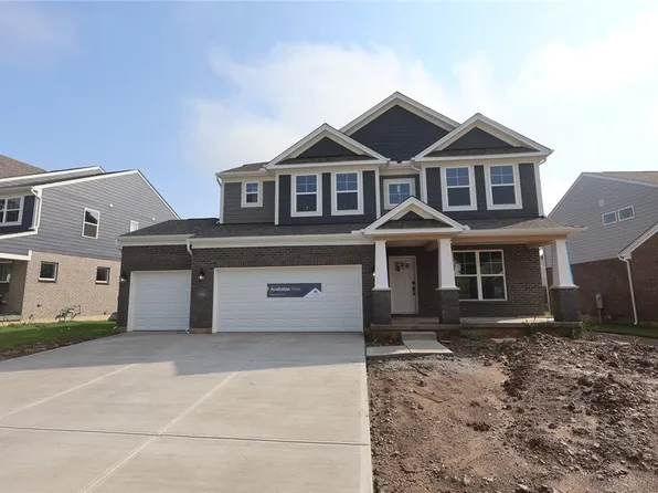 586 Goldfinch Dr, Beavercreek, OH 45434