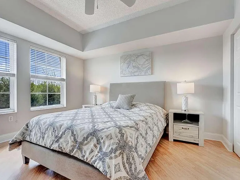 2417 Tuscany Way #2417 — Photo 8