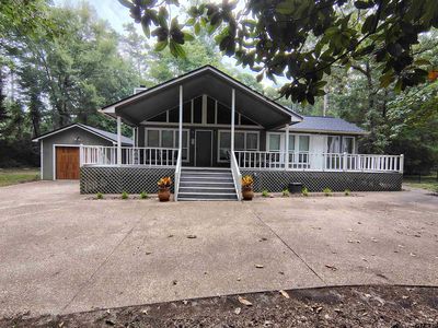 1589 Valleywood Trl, Holly Lake Ranch, TX, 75765