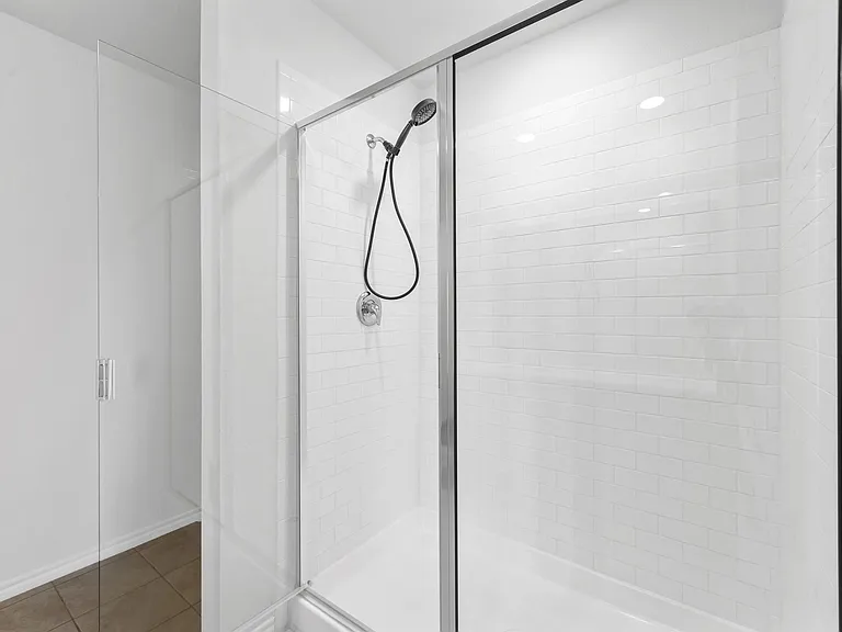 508 Windrow Dr — Photo 13