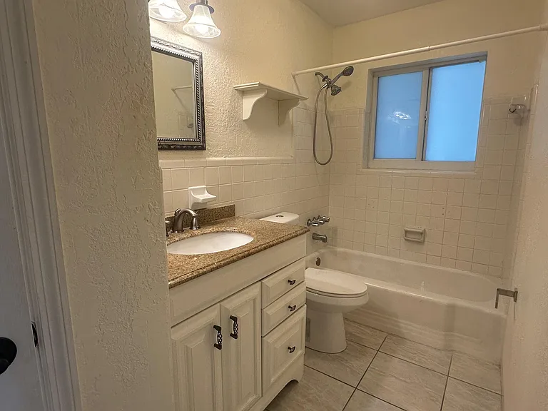 3850 NE 21st Way #41 — Photo 6
