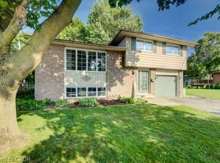 398 Boyne Ave, North Perth, ON N4W3K4