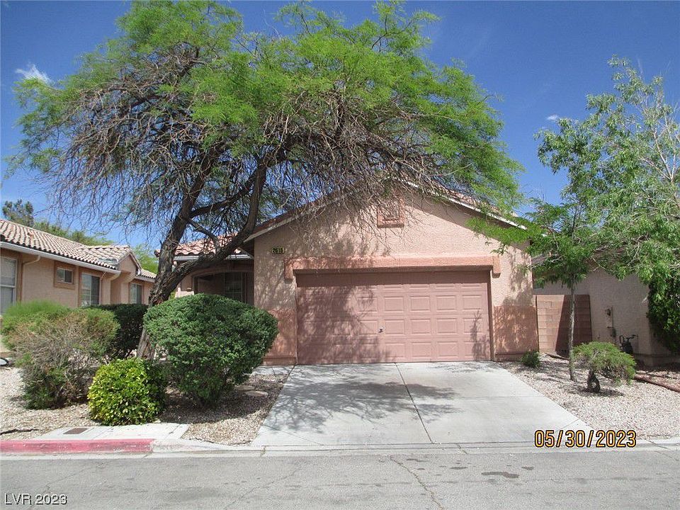 1st image of 2616 Spruce Creek Dr