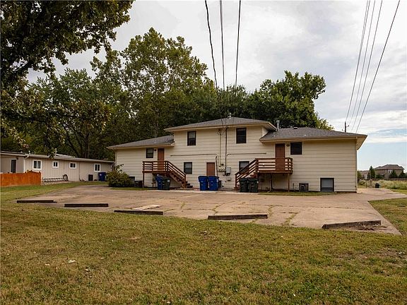 5th image of 2913-2917 Missouri St