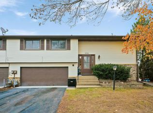 6558 Upper 35th St N, Oakdale, MN 55128